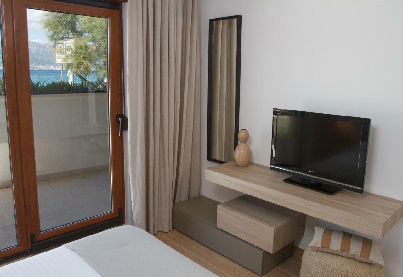Luxury Poolside Villa Slatine Esterno foto