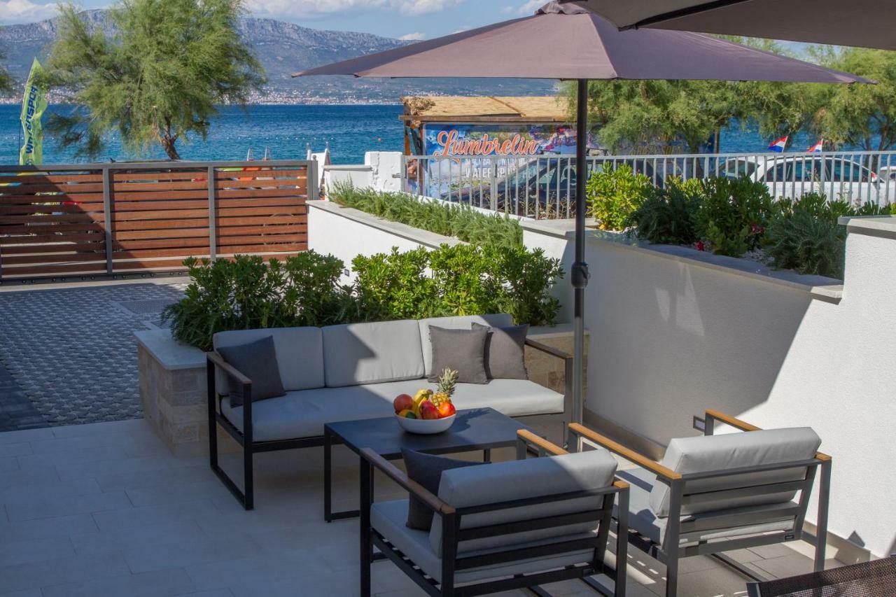Luxury Poolside Villa Slatine Esterno foto